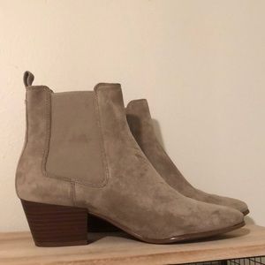 SAM EDELMAN Grey Suede Booties